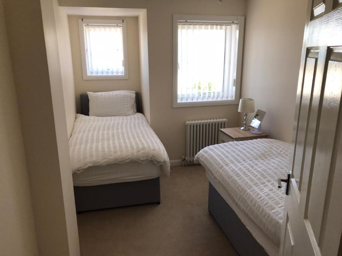 Beautiful 3-Bed Apartment In Gourock Exterior foto