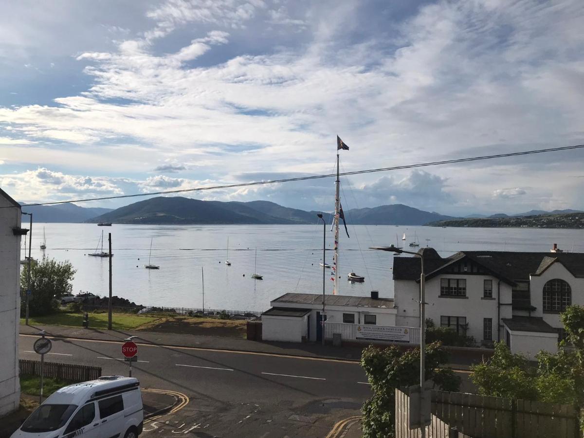 Beautiful 3-Bed Apartment In Gourock Exterior foto