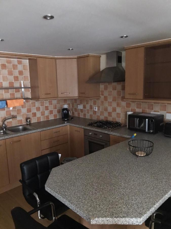 Beautiful 3-Bed Apartment In Gourock Exterior foto